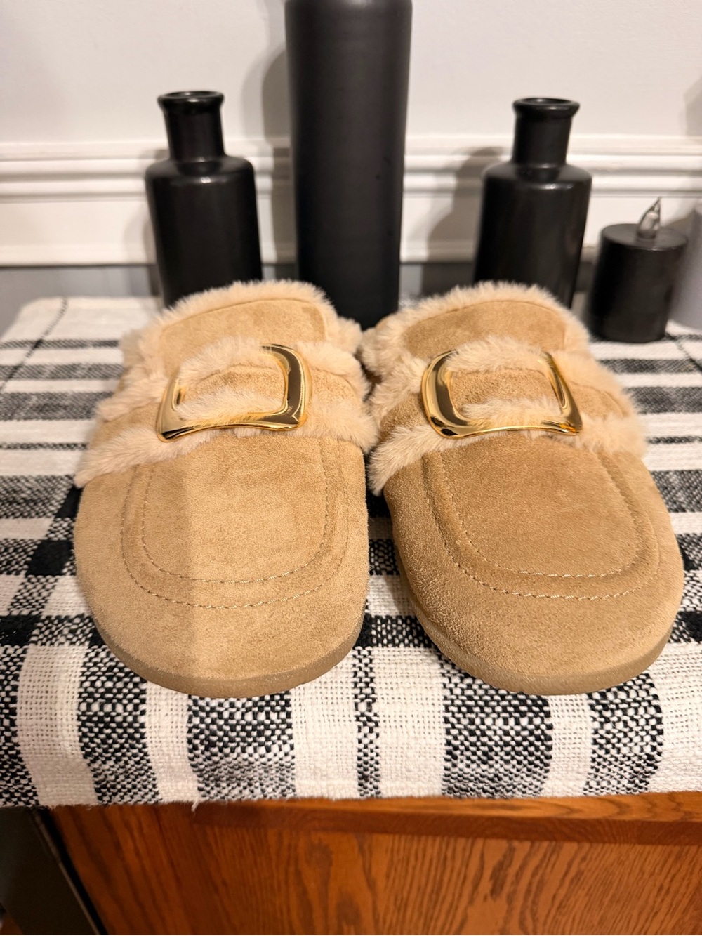 Cabba Womens Suede Fur Lined Slip-On Loafers - Tan
